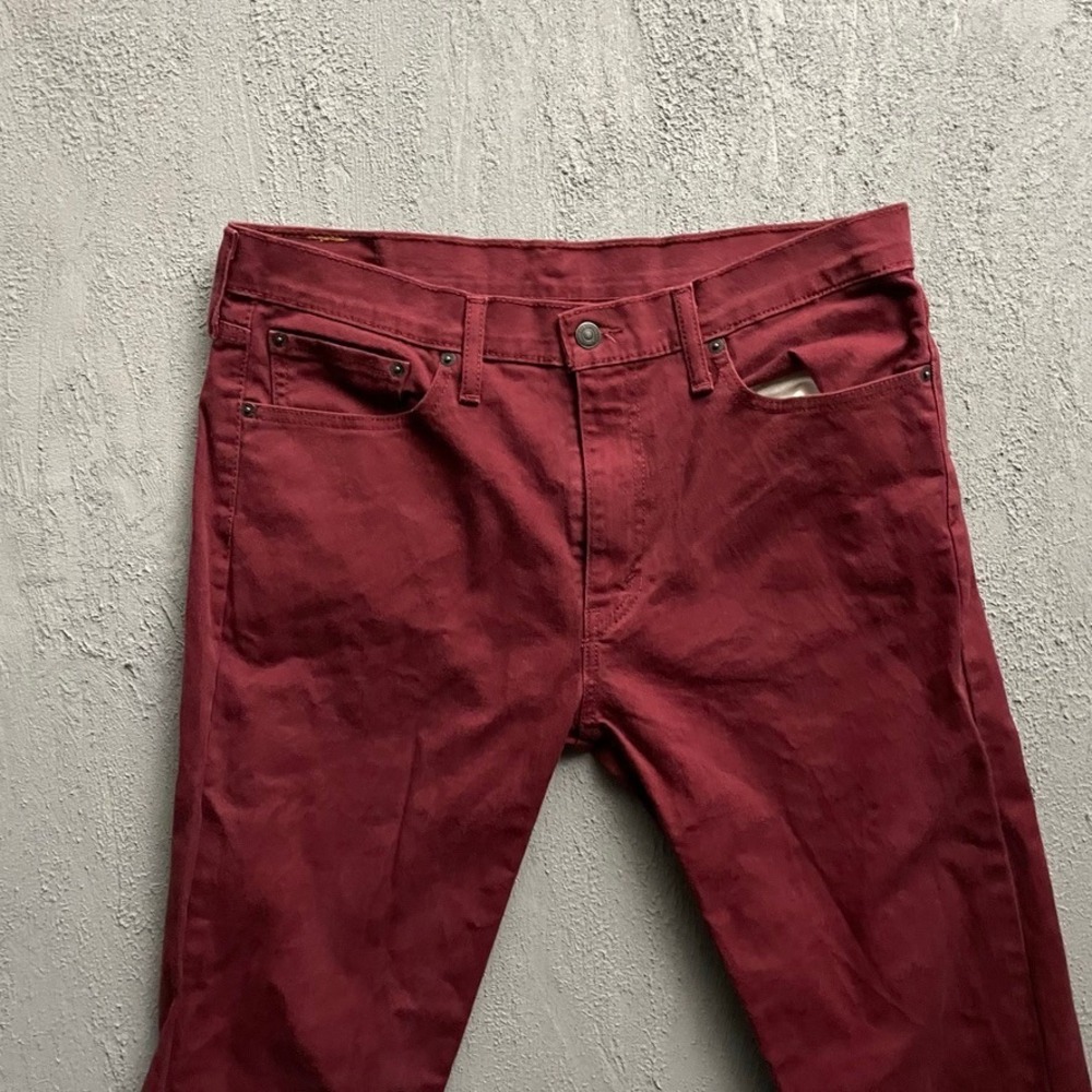 Vintage Levis 513‎ Slim Straight Pants Mens 32x32 Burgundy 2000s